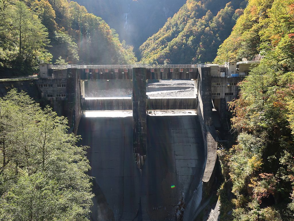 仙人谷ダム